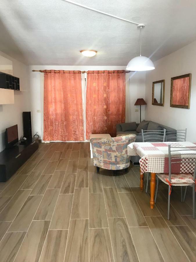Coastside Apartment, Amarilla Bay طوستا ديل سيلونثيو المظهر الخارجي الصورة